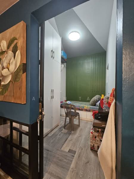 Condominium for Sale at Sterling - Allen Tan - Bedroom - PropertyGuru.com.my