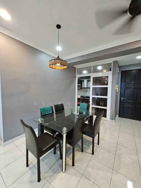Condominium for Sale at Sterling - Allen Tan - Dining Room - PropertyGuru.com.my