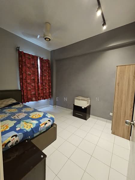 Condominium for Sale at Sterling - Allen Tan - Bedroom - PropertyGuru.com.my