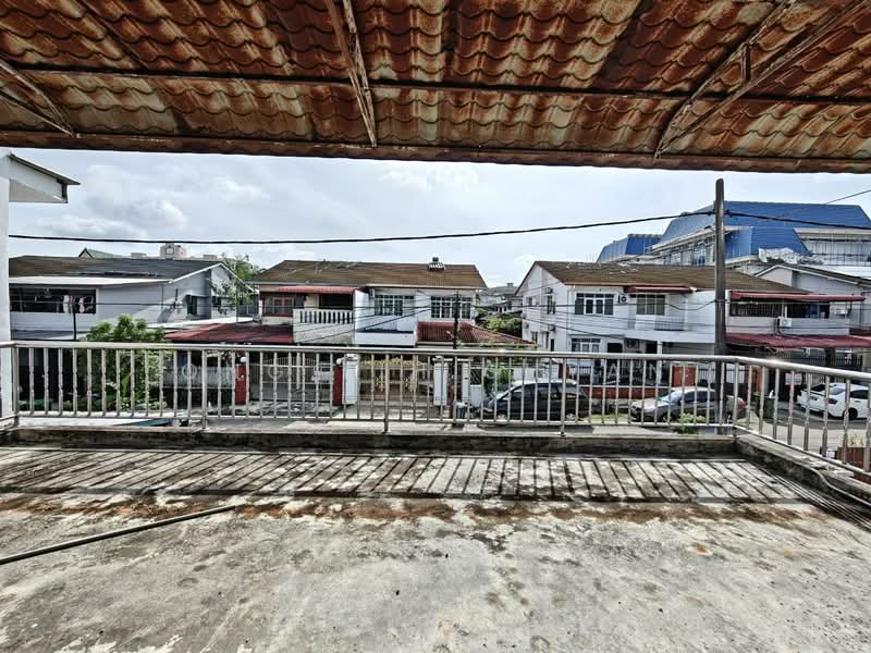 Semi-Detached House for Sale in Taman Pelangi (Johor Bahru) - Ong Lih Shyan - Exterior - PropertyGuru.com.my