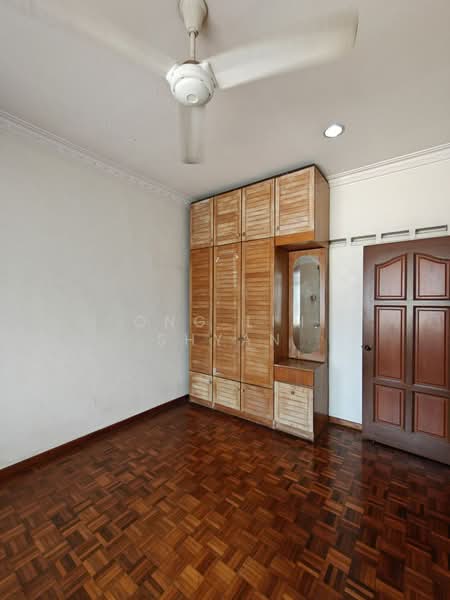 Semi-Detached House for Sale in Taman Pelangi (Johor Bahru) - Ong Lih Shyan - Bedroom - PropertyGuru.com.my