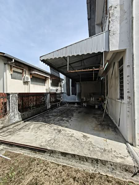 Semi-Detached House for Sale in Taman Pelangi (Johor Bahru) - Ong Lih Shyan - Exterior - PropertyGuru.com.my