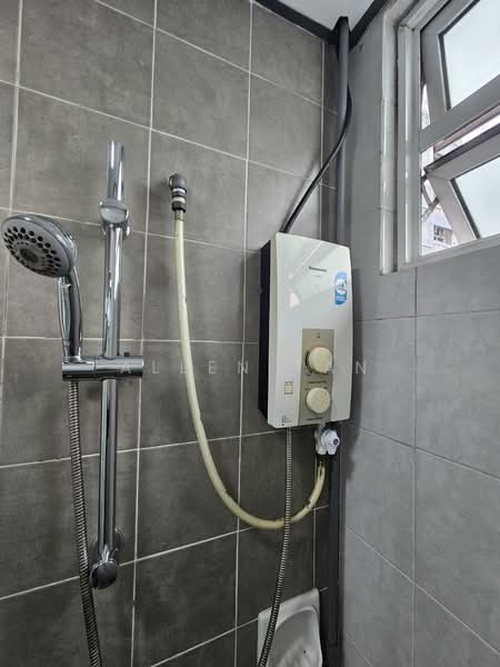 Condominium for Sale at Sterling - Allen Tan - Bathroom - PropertyGuru.com.my