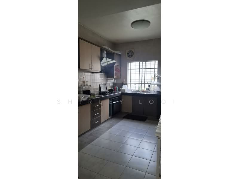 2-storey Terraced House for Sale in Bukit Jelutong (Shah Alam) - Shirley Looi - Kitchen - PropertyGuru.com.my