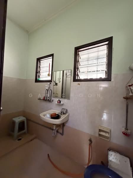 2-storey Terraced House for Sale in Usj 12 (Subang Jaya) - Gan Choon Wei - Bathroom - PropertyGuru.com.my