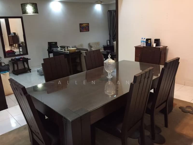 Condominium for Sale at Sterling - Allen Tan - Dining Room - PropertyGuru.com.my