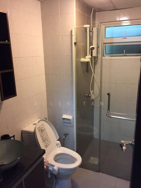 Condominium for Sale at Sterling - Allen Tan - Bathroom - PropertyGuru.com.my