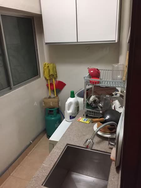 Condominium for Sale at Sterling - Allen Tan - Kitchen - PropertyGuru.com.my