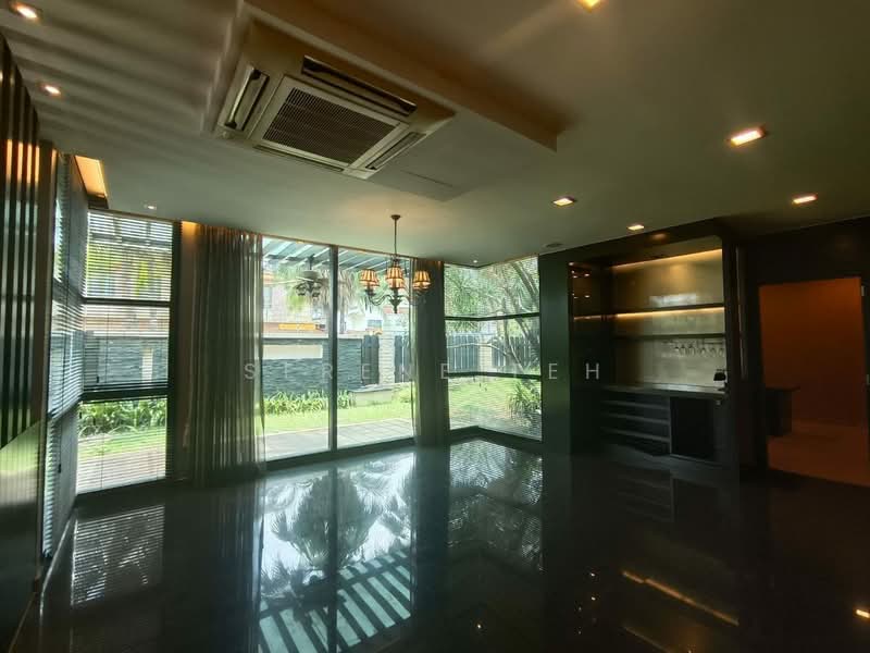 Semi-Detached House for Sale in Austin Perdana (Tebrau) - Serene Teh - Living Room - PropertyGuru.com.my