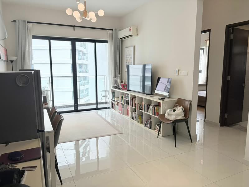 Condominium for Sale at Bay Point @ Country Garden Danga Bay - Gelyne Yong - Living Room - PropertyGuru.com.my
