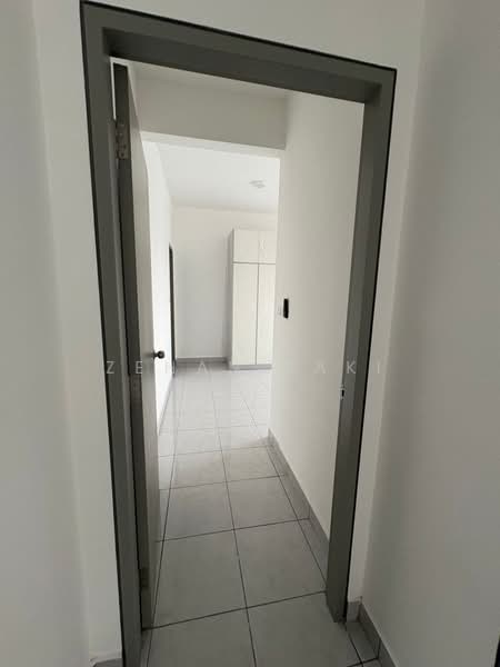Apartment for Rent at Idaman Melur @ Cybersouth - Zehan Zaki - Corridor - PropertyGuru.com.my