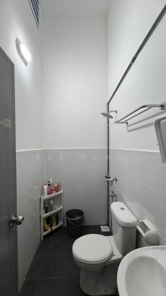 2-storey Terraced House for Sale in Taman Pulai Mutiara (Iskandar Puteri (Nusajaya)) - Rex Yong - Bathroom - PropertyGuru.com.my