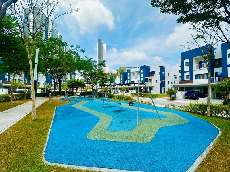 Townhouse for Sale in Sepang (Selangor) - Hakimi Akmal - Exterior - PropertyGuru.com.my