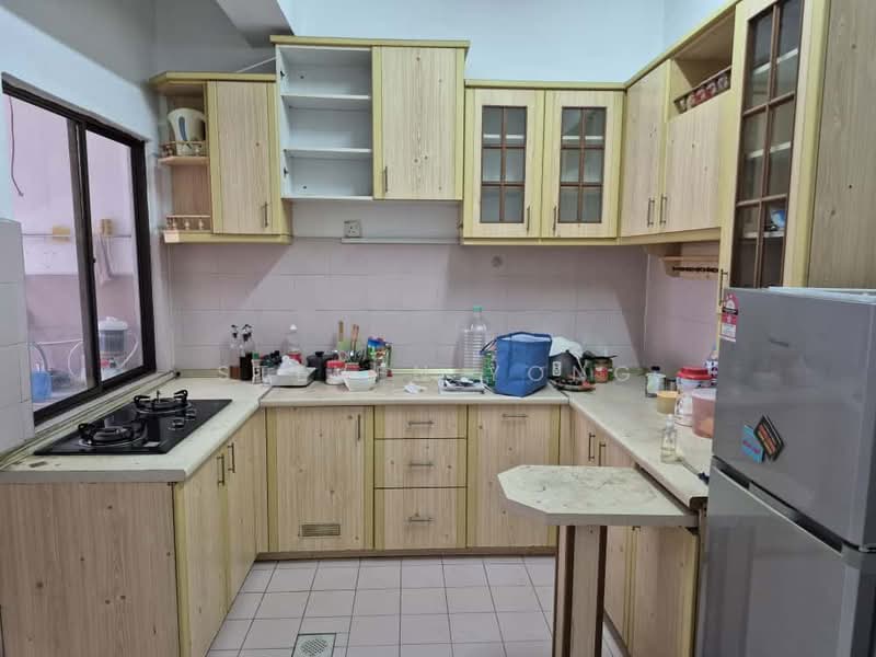 Condominium for Rent at Evergreen Park Acorn & Hazel - Steven Yong - Kitchen - PropertyGuru.com.my
