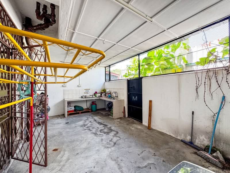 Taman Sri Serdang untuk Untuk Dijual - RM 500,000, Mac 2026 - Exterior - PropertyGuru.com.my