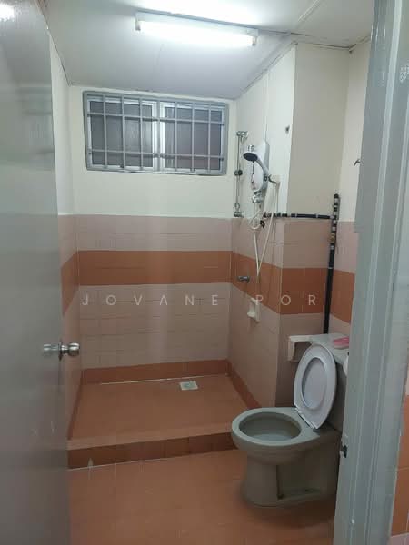 Condominium for Rent at Bukit OUG Condominiums - Jovane Por - Bathroom - PropertyGuru.com.my