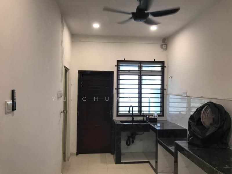 Taman Bukit Tambun Perdana untuk Untuk Dijual - RM 350,000, Mac 2026 - Kitchen - PropertyGuru.com.my