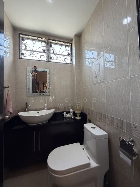 2-storey Terraced House for Sale in Usj 16 (Subang Jaya) - Gan Choon Wei - Bathroom - PropertyGuru.com.my