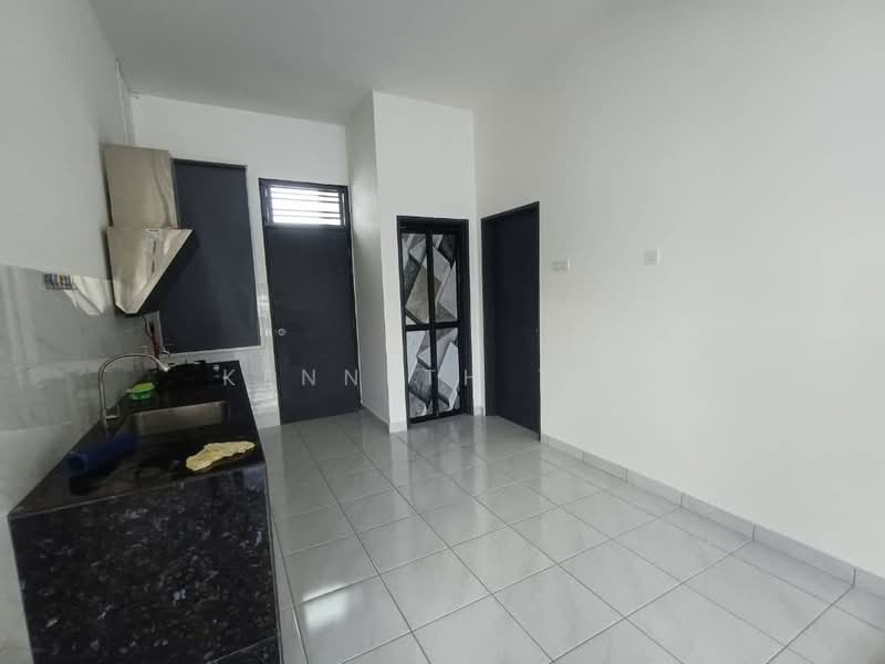 Austin Duta untuk Untuk Disewa - RM 2,600 /bulan, Mac 2026 - Kitchen - PropertyGuru.com.my
