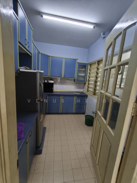 Apartment for Sale at D' Kiara Apartment - Venus Heng - Kitchen - PropertyGuru.com.my