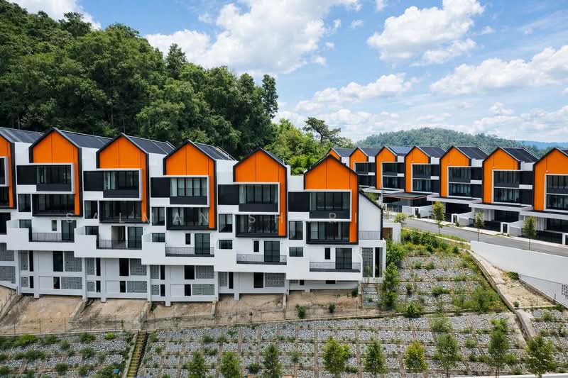 CORNER LOT BRAND NEW Triple Storey Superlink EAST 57 Residensi Laman Timur Desa Melawati KL untuk Untuk Dijual - RM 2,900,000, Mac 2026 - Exterior - PropertyGuru.com.my