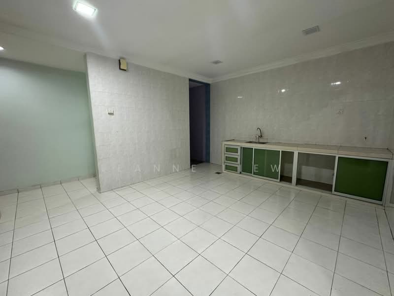 Rumah Teres 2 Tingkat untuk Dijual di Taman Daya (Johor Bahru) - Leanne Liew - Kitchen - PropertyGuru.com.my