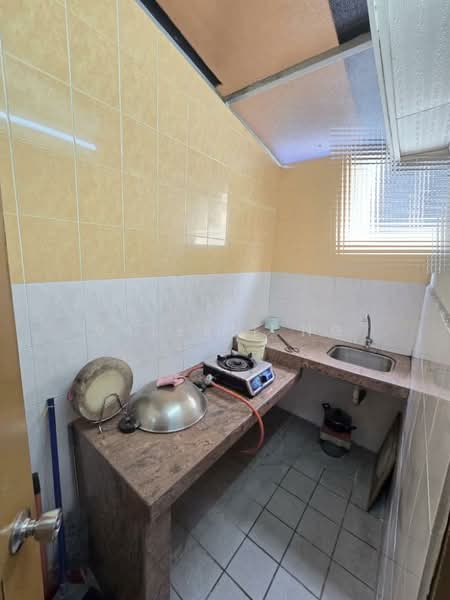 2-storey Terraced House for Sale in Bandar Menjalara (Kuala Lumpur) - Valerie Ng - Kitchen - PropertyGuru.com.my