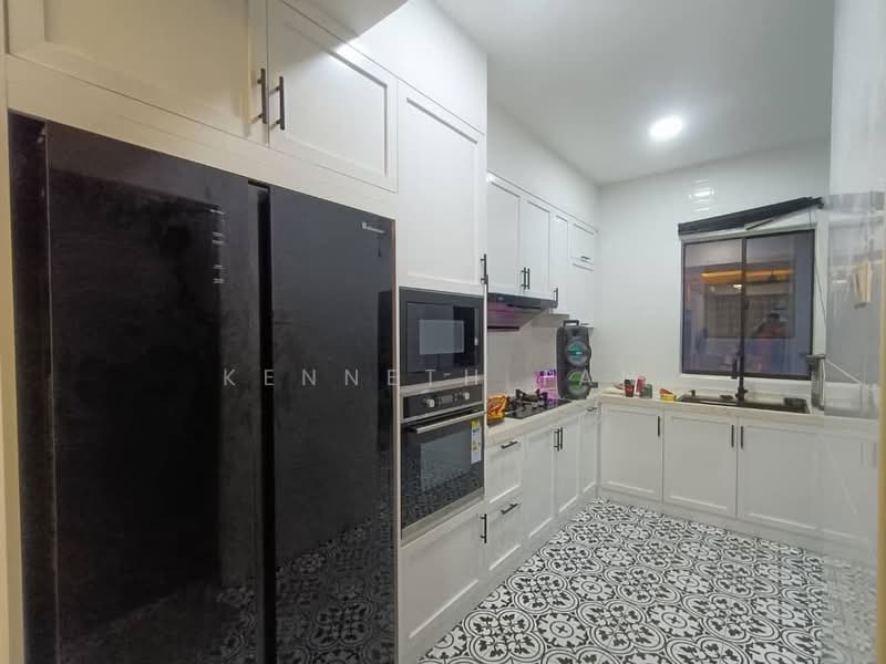 Austin Duta untuk Untuk Disewa - RM 3,100 /bulan, Mac 2026 - Kitchen - PropertyGuru.com.my
