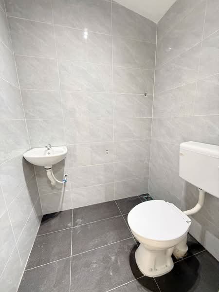 Terraced House for Sale in Taman Ungku Tun Aminah (Skudai) - Ethan Gan - Bathroom - PropertyGuru.com.my