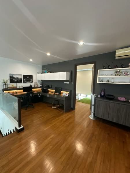 Semi-Detached House for Sale in Johor Bahru (Johor) - Amber Hew - Study - PropertyGuru.com.my