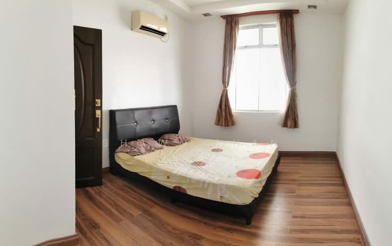 Apartment for Sale at Lake View Suites - Shawn Chan - Bedroom - PropertyGuru.com.my
