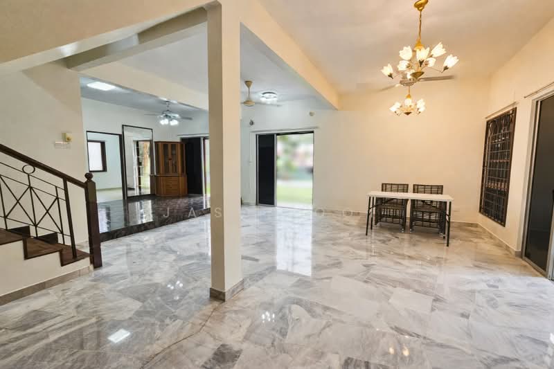 2-storey Terraced House for Sale in Putra Heights (Subang Jaya) - Jason Ooi - Living Room - PropertyGuru.com.my