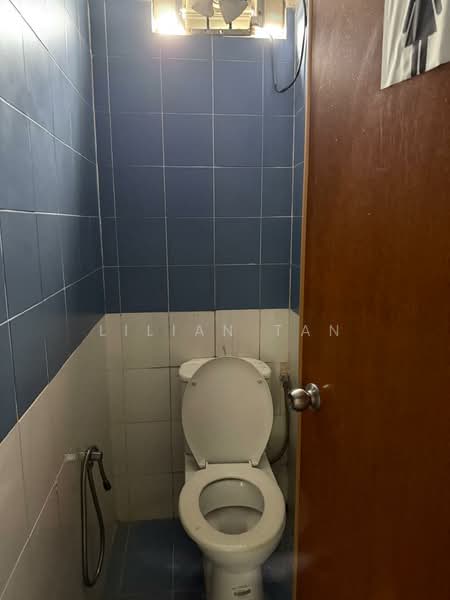 Bandar Tasik Selatan untuk Untuk Disewa - RM 3,500 /bulan, Mac 2026 - Bathroom - PropertyGuru.com.my