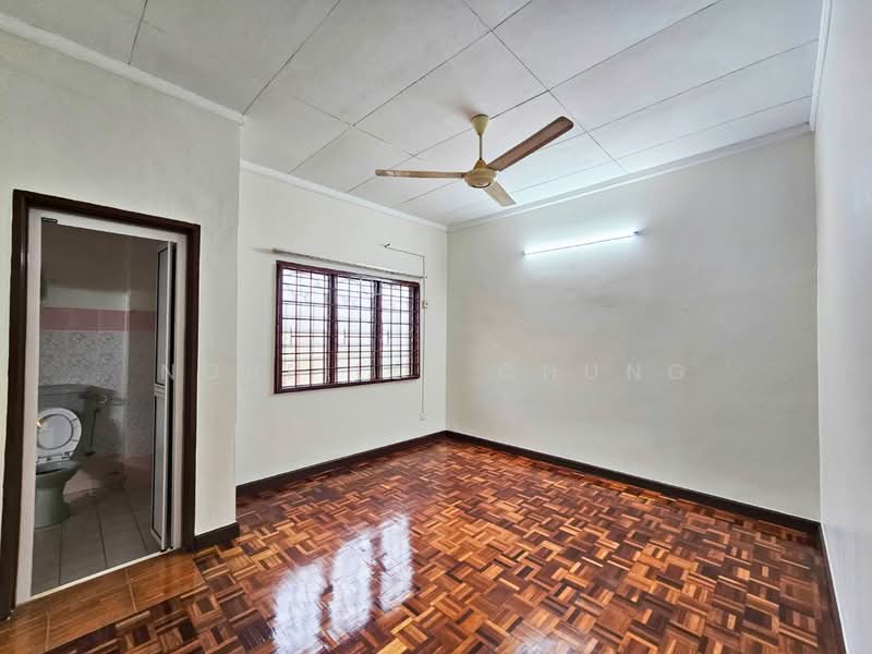 2-storey Terraced House for Sale in Putra Heights (Subang Jaya) - Nobeille Chung - Bathroom - PropertyGuru.com.my