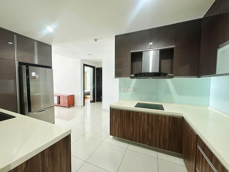 Kondominium untuk Disewa di Gurney Paragon - Edward Chee - Kitchen - PropertyGuru.com.my