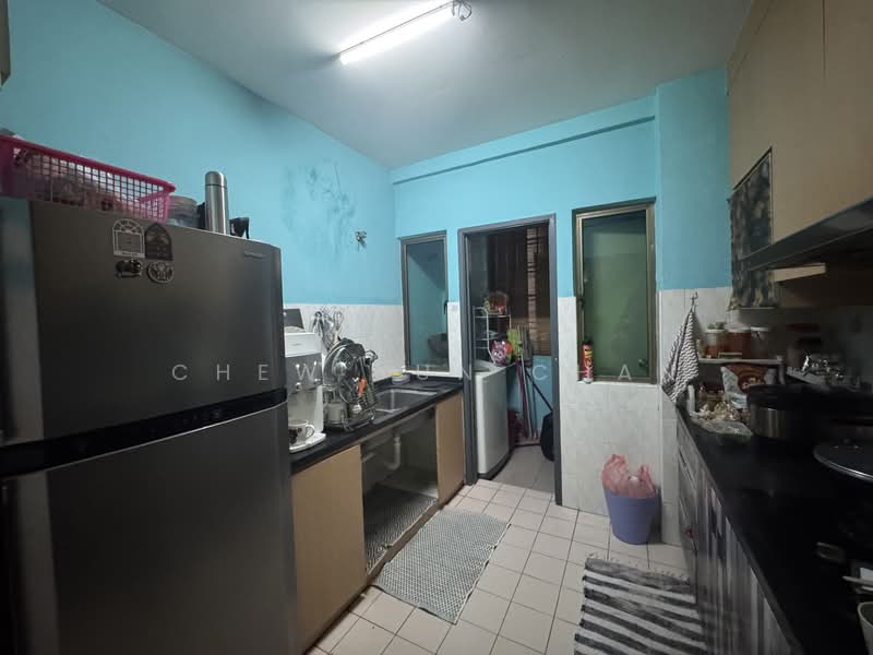 Apartment for Sale at Danga View Apartment - Chew Yun Chan - Kitchen - PropertyGuru.com.my