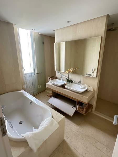 Emerald Bay @ Puteri Harbour untuk Untuk Dijual - RM 3,456,000, Mac 2026 - Bathroom - PropertyGuru.com.my