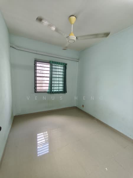 Pangsapuri untuk Dijual di Akasia Apartment - Venus Heng - Interior - PropertyGuru.com.my