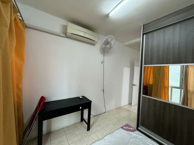 Millennium Place @ Millennium Square untuk Untuk Disewa - RM 2,300 /bulan, Mac 2026 - Bedroom - PropertyGuru.com.my