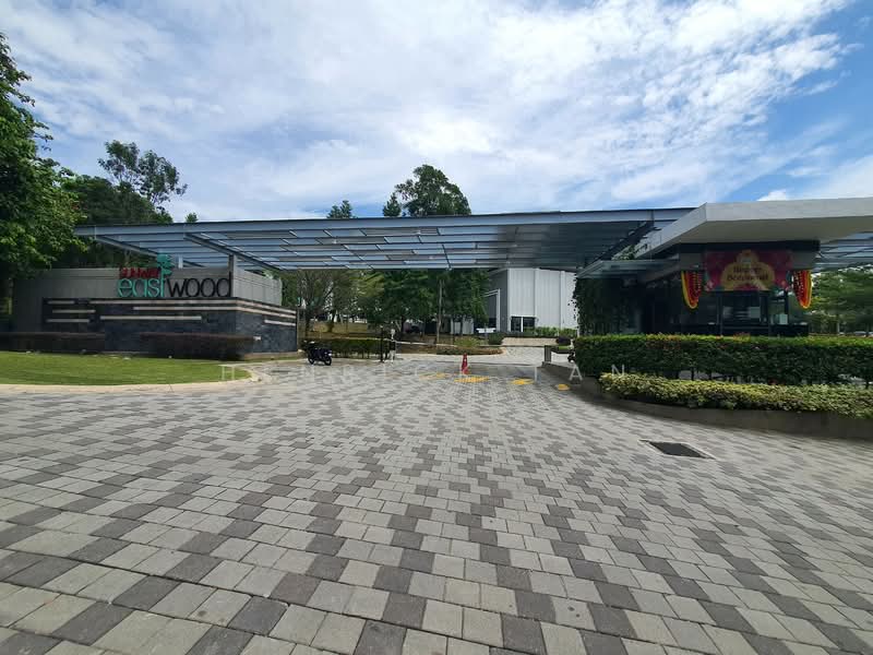 3-storey Terraced House for Sale in Taman Equine (Seri Kembangan) - Henrick Tan - Exterior - PropertyGuru.com.my