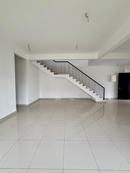 Cluster House for Sale in Taman Mount Austin (Tebrau) - Ivan Lo - Interior - PropertyGuru.com.my