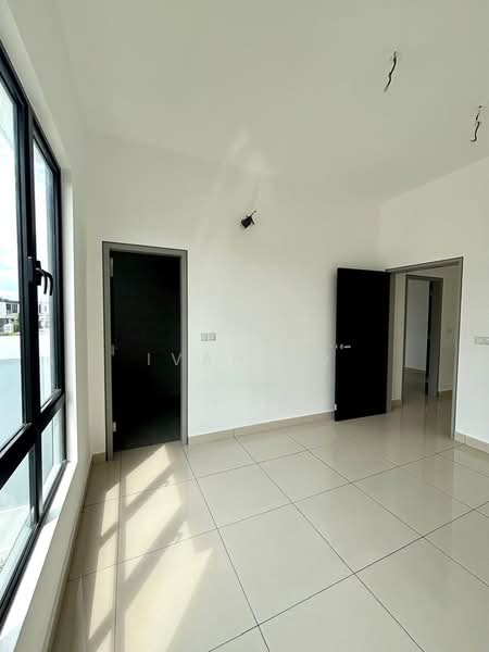 Cluster House for Sale in Taman Mount Austin (Tebrau) - Ivan Lo - Interior - PropertyGuru.com.my