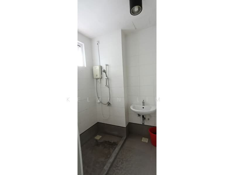Service Residence for Rent at Seasons Amara Larkin - Kelvin Lim - Bathroom - PropertyGuru.com.my