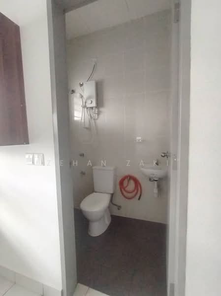 Serenia Amalia 2 untuk Untuk Dijual - RM 380,000, Mac 2026 - Bathroom - PropertyGuru.com.my