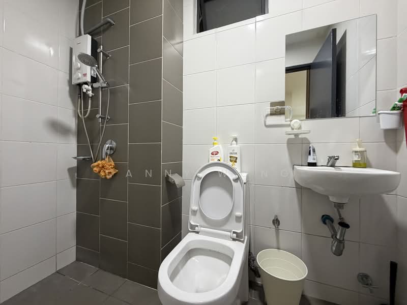 Condominium for Sale at Legendview - Danny Wong - Bathroom - PropertyGuru.com.my