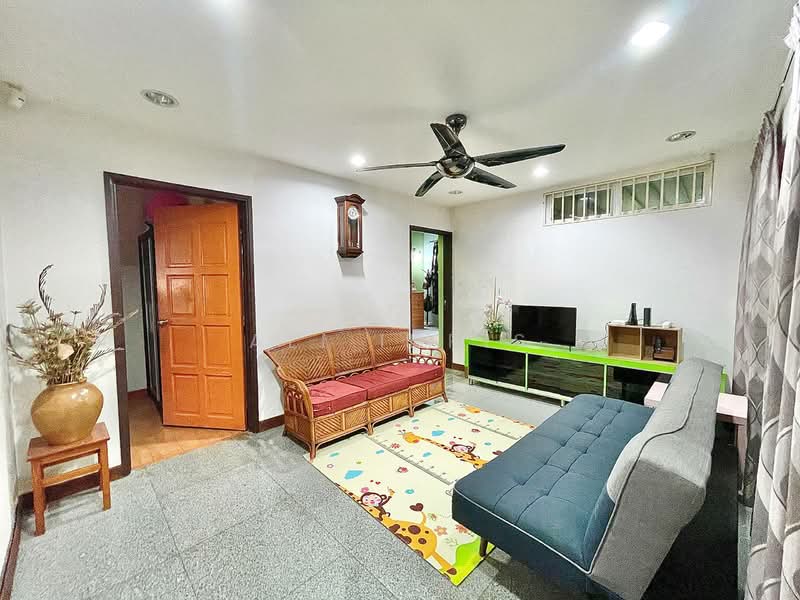 Bungalow for Sale in Bangi (Selangor) - Ali Idris - Living Room - PropertyGuru.com.my