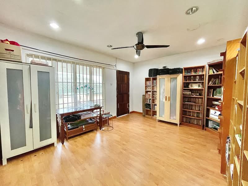 Bungalow for Sale in Bangi (Selangor) - Ali Idris - PropertyGuru.com.my