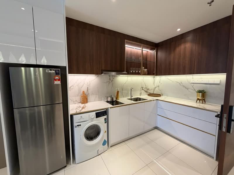 Service Residence for Sale at Golden Crown Residence - Sean Tiew - Kitchen - PropertyGuru.com.my