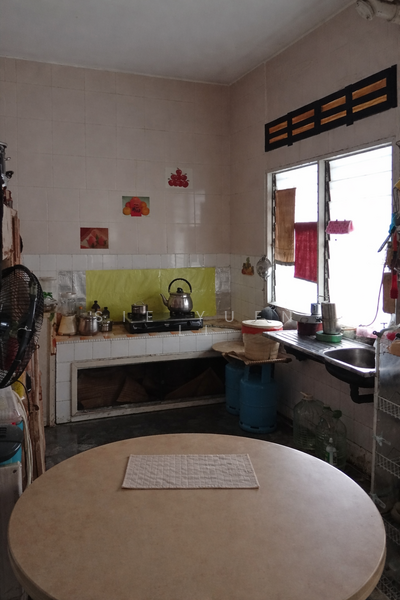 2-storey Terraced House for Sale in Taman Paramount (Petaling Jaya) - Sie Yuen Li - Kitchen - PropertyGuru.com.my