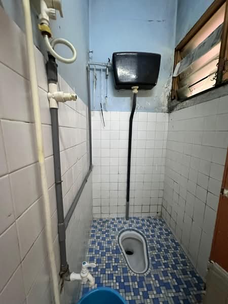 1-storey Terraced House for Sale in Taman Ehsan (Kepong) - Kenji Ti - Bathroom - PropertyGuru.com.my